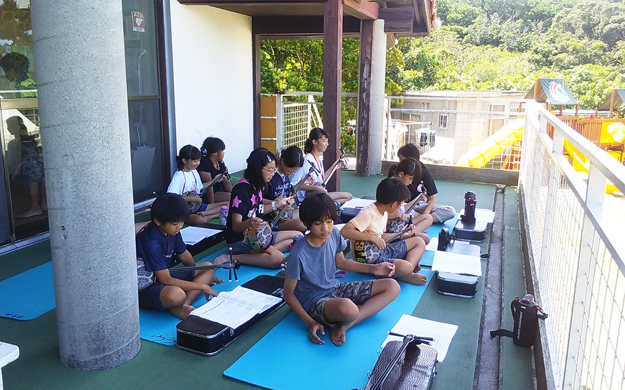 【ベランダ】さんしん教室。ここでBBQをしたり星を見上げたり☆